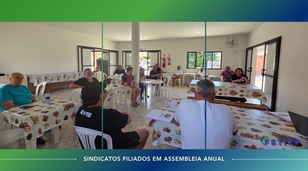 Nos dias 22 e 23 de outubro, a FETIEP realizou, na sede de praia do STIQFEPAR, no Balneário Nereidas em Guaratuba/PR, a Assembleia Geral Ordinária do Conselho de Representantes.